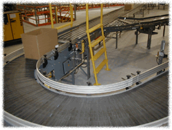 Slat Conveyor at a warehouse
